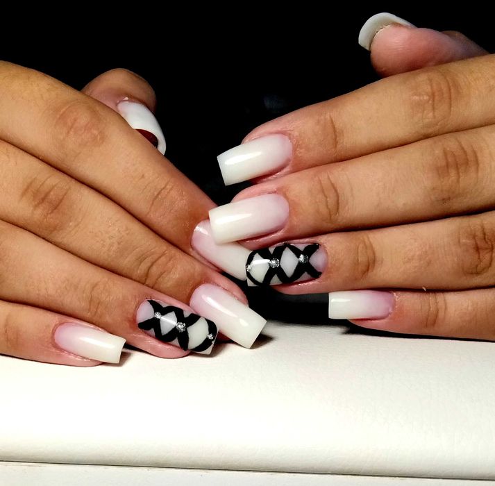 Манікюр,нарощення .Севгок