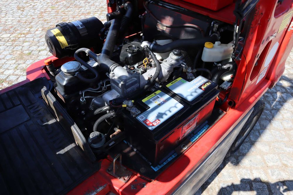 2008 Nissan Y1D2A25Q 2500 kg Empilhador Diesel