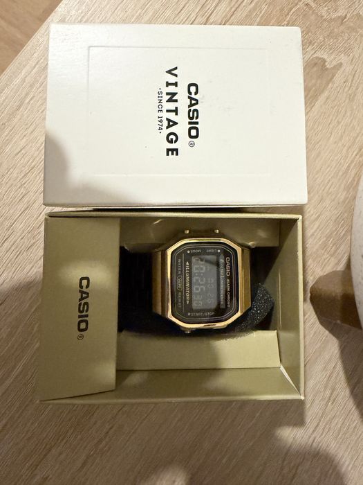 Casio A168 złoty/czarny