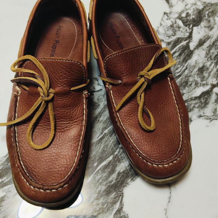 Коричневі шкіряні мокасини - лофери бренду Hush Puppies