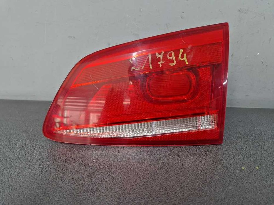 Volkswagen Passat B7 Kombi Lampa Prawy Tył W Klapę