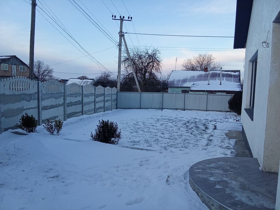 Продаж будинку/ділянки