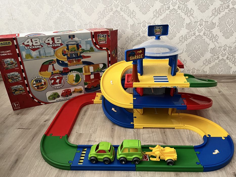 Трек Гараж із трасою Wader Play Tracks Garage
