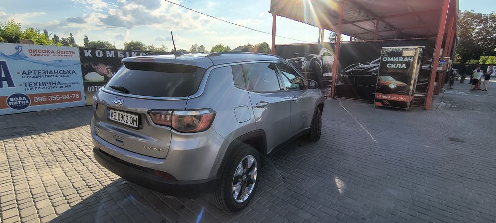 Продам джип компас 2019 рік