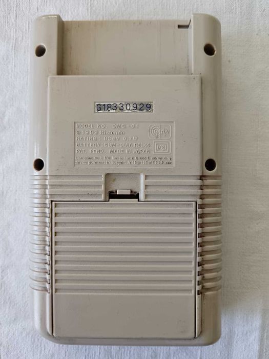 Nintendo Game Boy DMG‑01 (1989 CPU‑05) – Solto  Funciona  Sem Pilhas