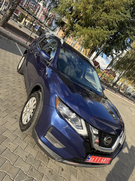 Nissan Rogue SV AWD