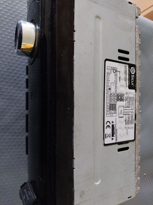 Auto radio digital  com leitor de cd impecavel