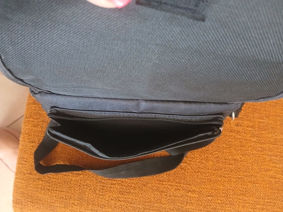 Bolsa tiracolo homem preta