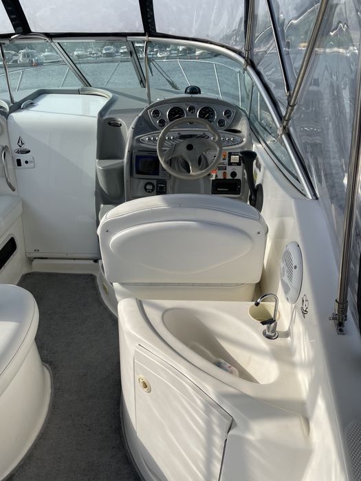 Катер Maxum 2500