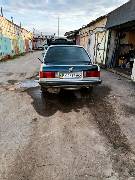 В продаже  BMW E 30