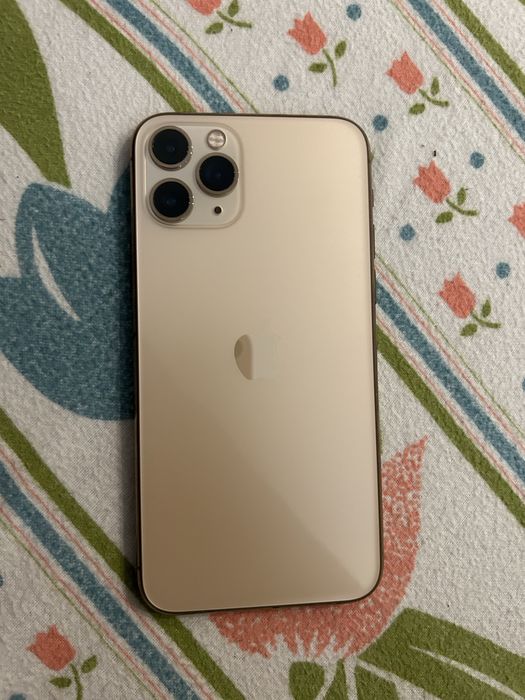 Iphone 11 pro dourado