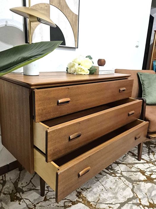Comoda Olaio Baltico / Mesa de Apoio / Vintage / Anos 60-70 / Movel / Quarto