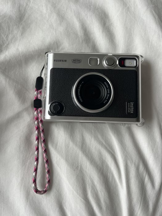 Instax Mini Evo como Nova