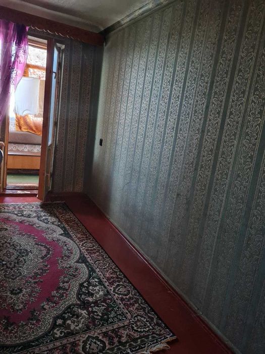 Продам 3 кімн. квартиру. р-н 3 міської лікарні. 28500