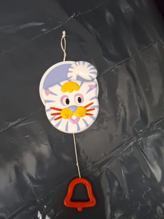 Gato musical de embalar para bebé