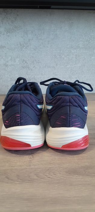 Красовки Asics 38 р.