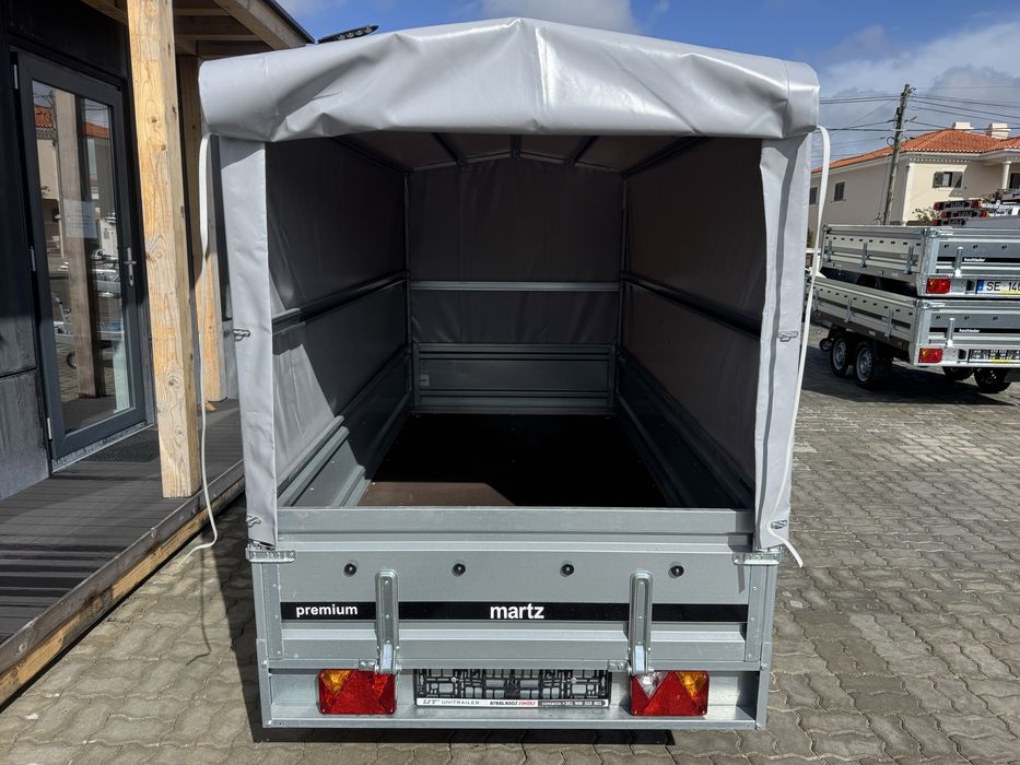 Atrelado MARTZ PREMIUM 2,65 XL + lona de cobertura NOVO