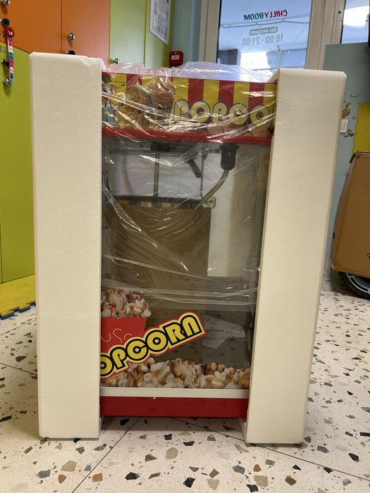 Машина по виготовленню попкорна