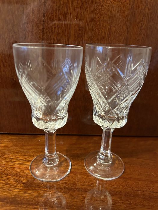 Келихи кришталеві