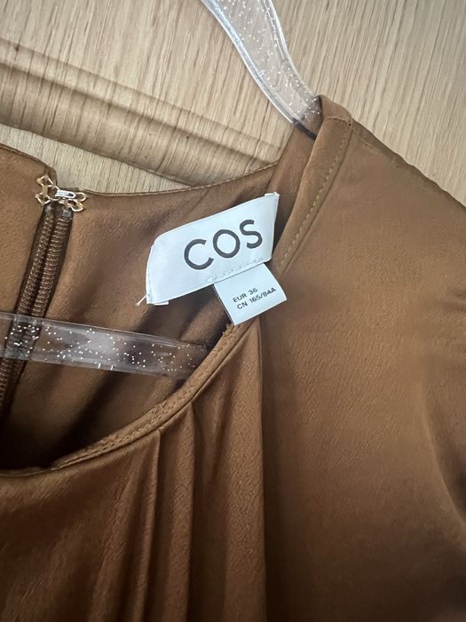Сукня Cos draped cap sleeve midi dress
