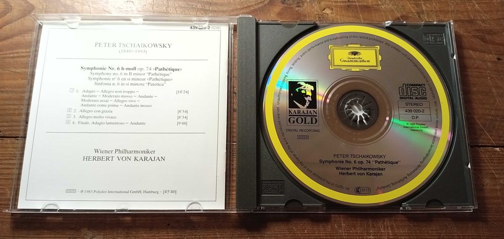 Tchaikovsky - Symphonie 6  (Karajan, VPO) Deutsche Grammophone CD