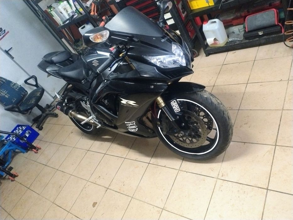 Owiewki plastiki Suzuki GSX-R 600 750 k8 k9 L0