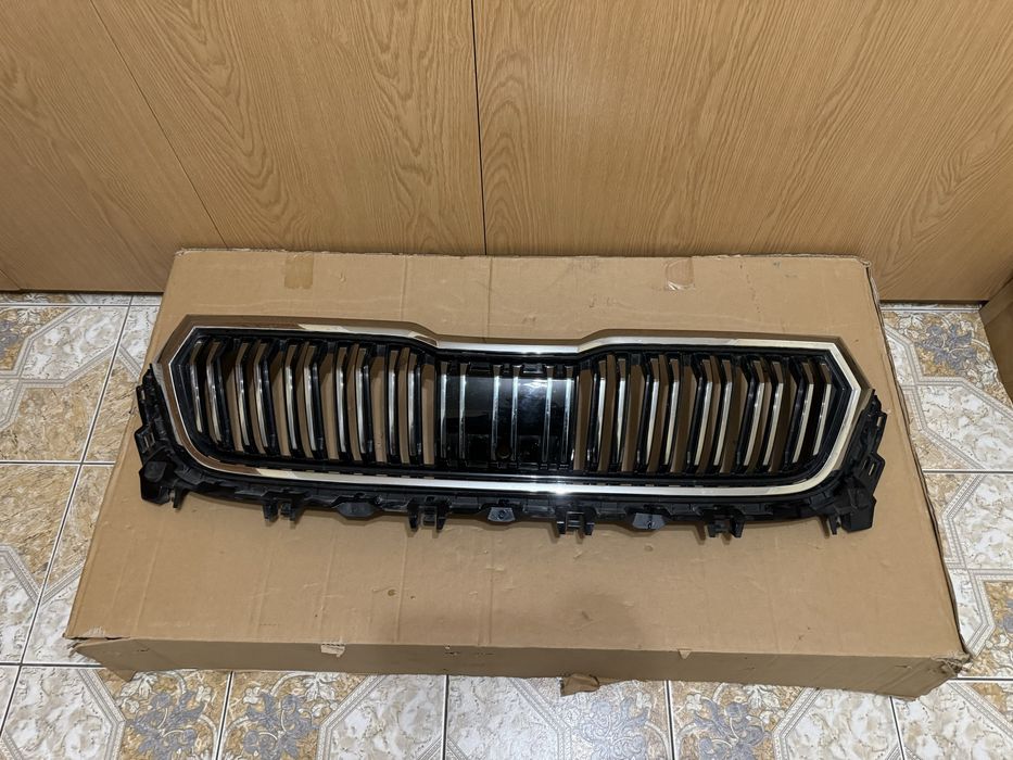 решітка skoda kodiaq 2021-2024 рестайлінг 656853653