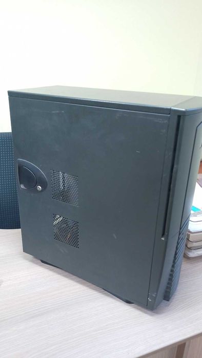 Корпус Chieftec Dragon Midi-Tower + блок питания