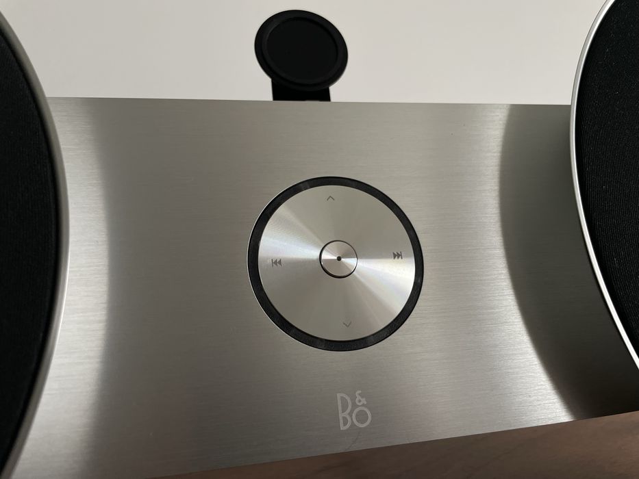 BeoPlay A8 - Bang & Olufsen - comp novo, c/comando