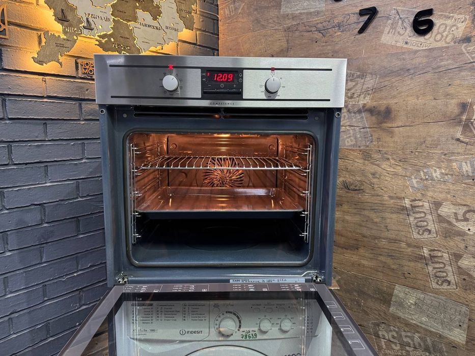 Духова шафа/духовой шкаф Bosch HBJ558YS3Q