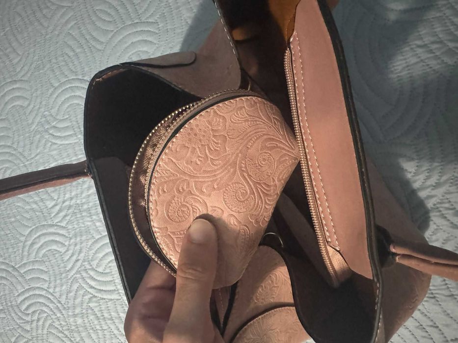 Mala Senhora rosa c/bolsas