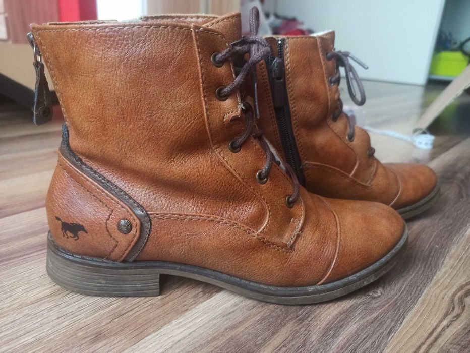 Botki ocieplane Mustang rozmiar 37