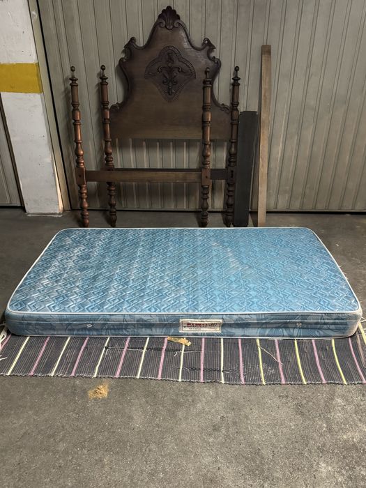 2 camas solteiro + 1 colchão