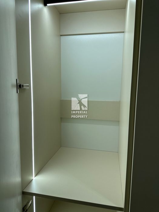 Продаж стильної 3-кімнатної квартири в ЖК «Варшавський», центр Уж