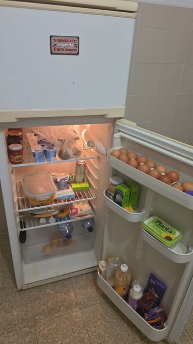 Frigorífico em bom estado
