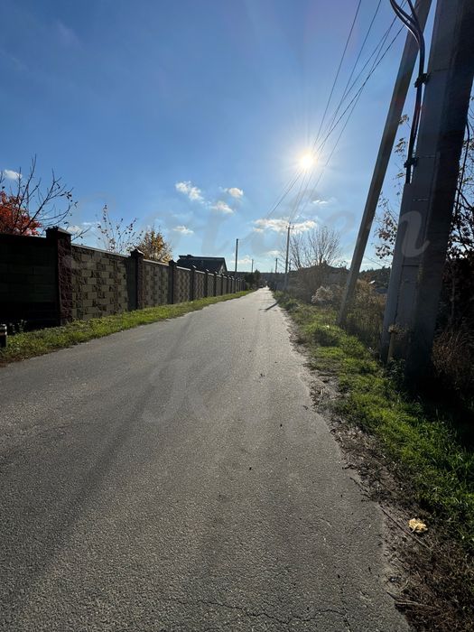 Продам найкращу земельну ділянку,біля ЛІСУ, розміри30*40,кутова, 8км