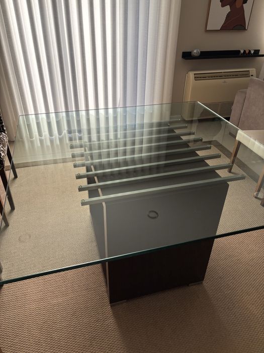 Mesa jantar semi-nova
