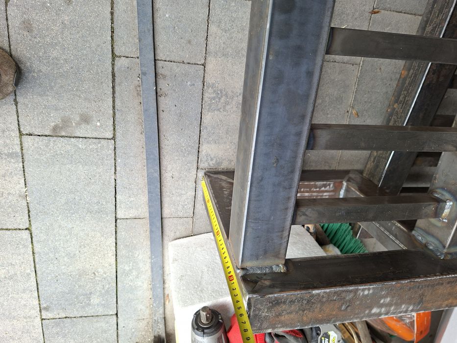 Najazdy samochodowe profil 6x6