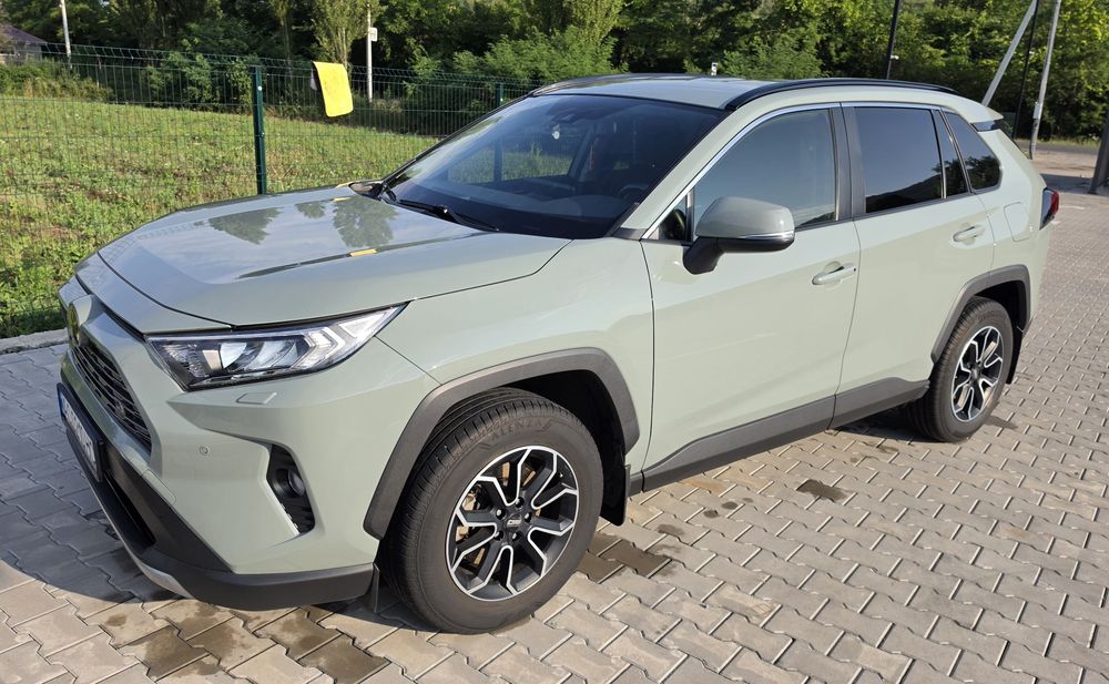 Toyota RAV4 Active 2021