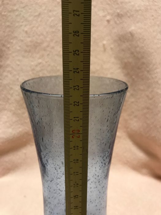 Błękitny wazon z uchem