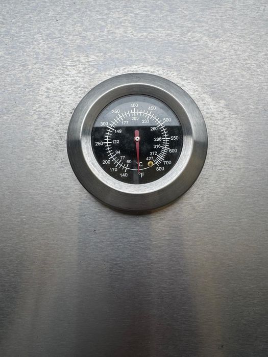 Grill gazowy – bardzo dobry stan, gotowy do użytku