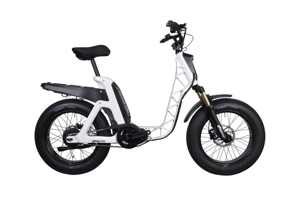 Elektryczny rower miejski FANTIC Issimo URBAN, BAFANG, bateria 630 Wh