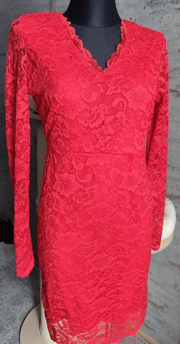 Czerwona sukienka M