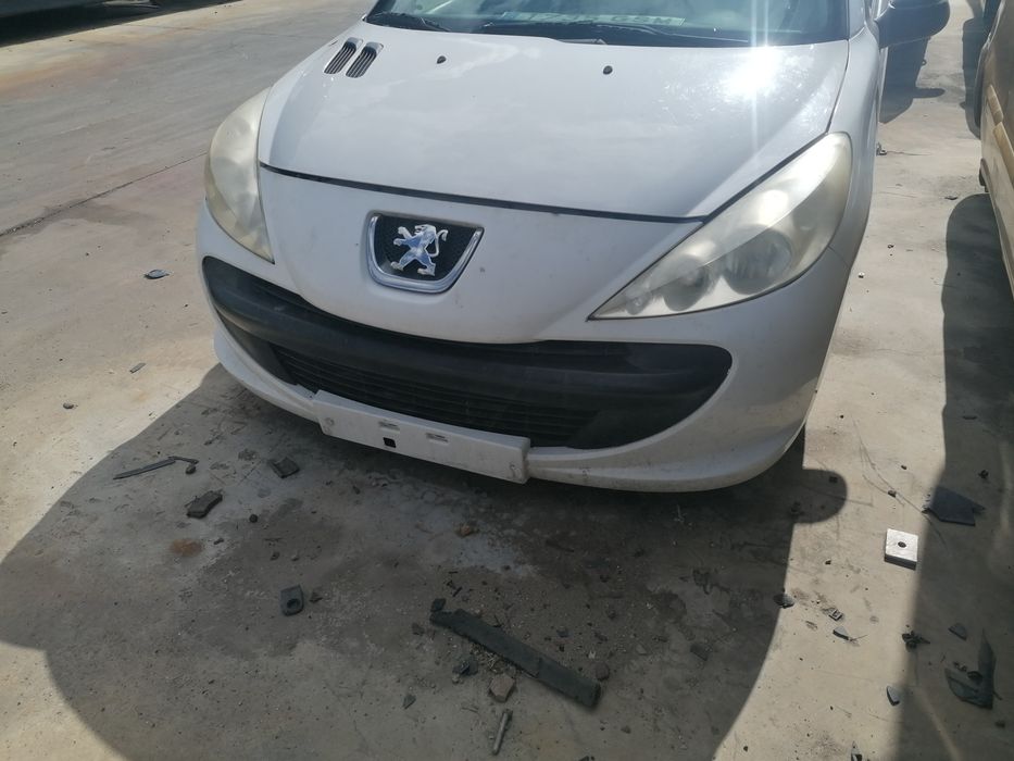 Material Frente peugeot 206 + ou 206 plus