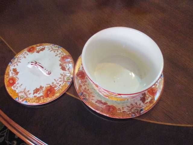 Mantegueira com tampa