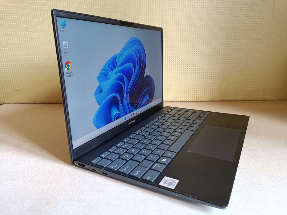 Asus ZenBook UX425JA i3-1005G1/8Гб/SSD256/14"