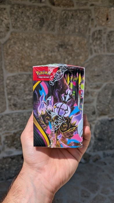 Pokémon TCG: Pitch Black Booster Box