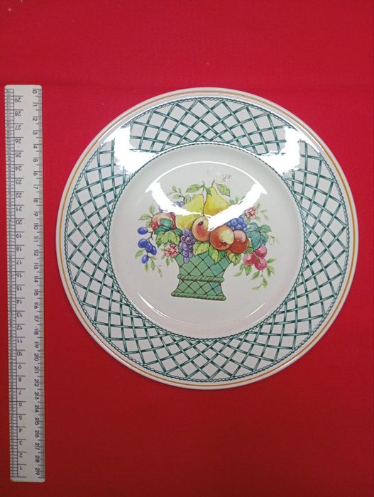 Декоративні тарілки