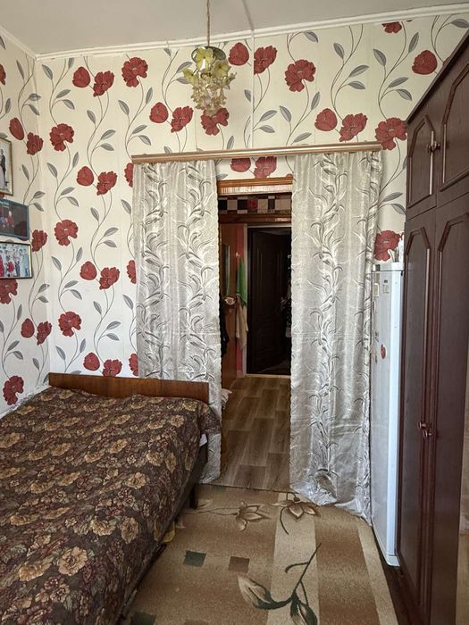 Продаж 2 кімнати + кухня в гуртожитку