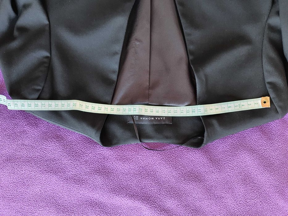 Blazer Preto Zara Tamanho S como novo